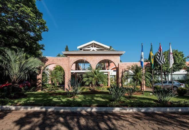 Carlton plaza limeira