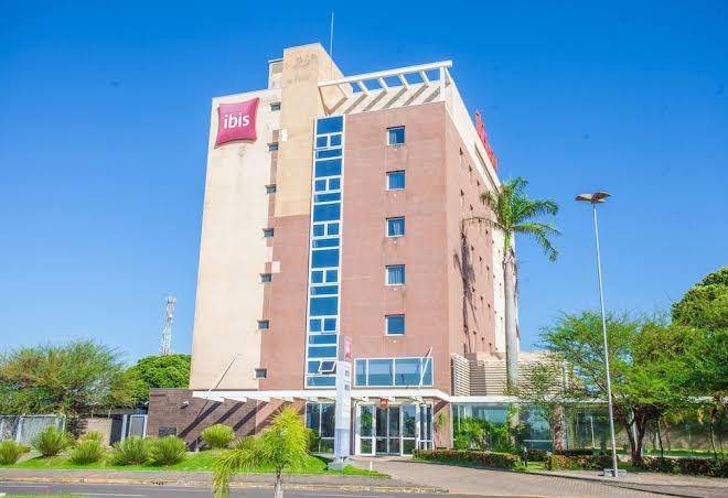 Ibis Lins Hotel