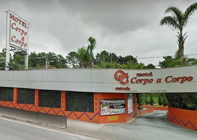 Motel corpo a corpo