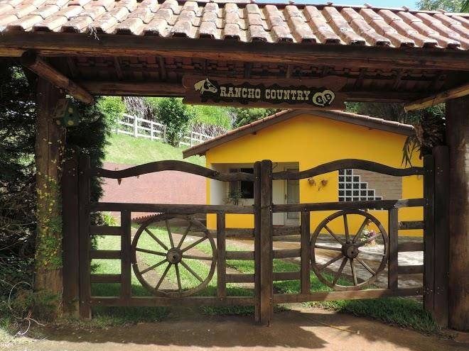 Refugio horse
