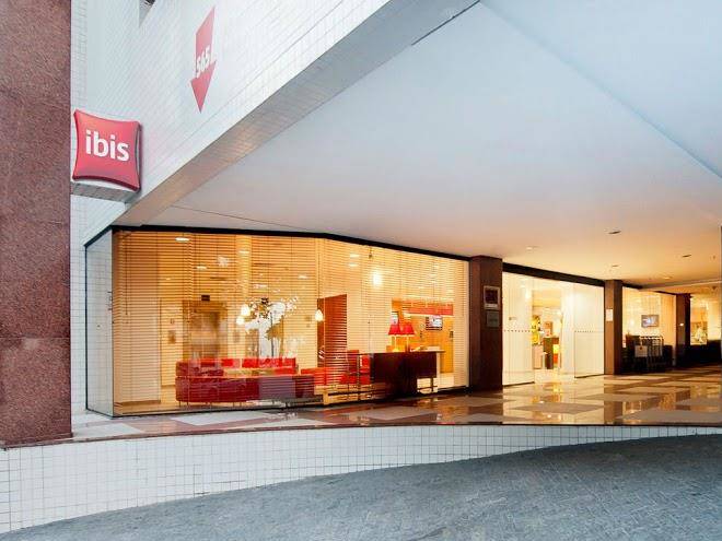 Ibis Santos Gonzaga Praia Hotel