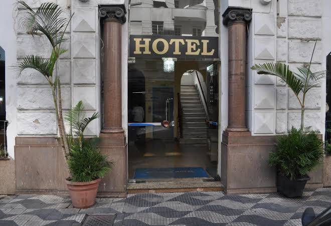 Artemis hotel