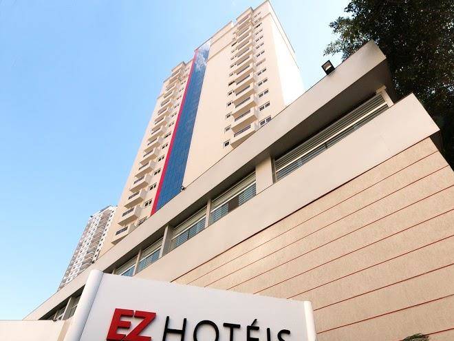 Ez hoteis