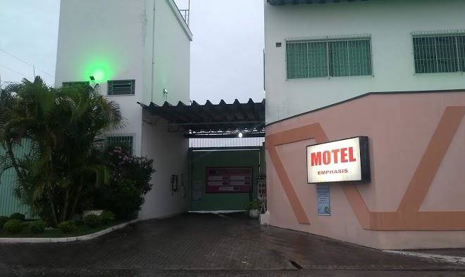 Emphasis motel