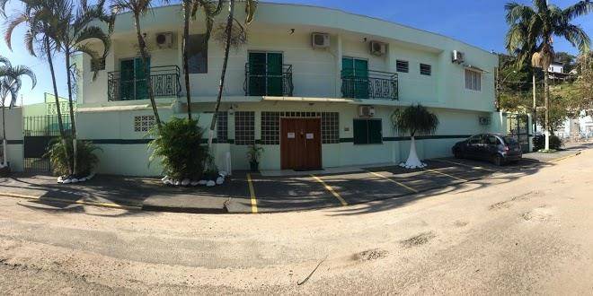 Pousada pe na areia ubatuba