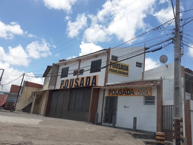 Pousada pedra branca