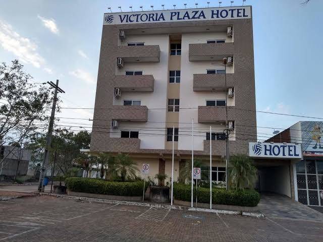 Victoria plaza hotel