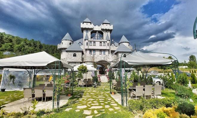 Royal valentina castle