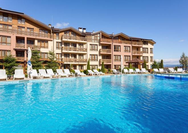 Green Wood Hotel & Spa Image