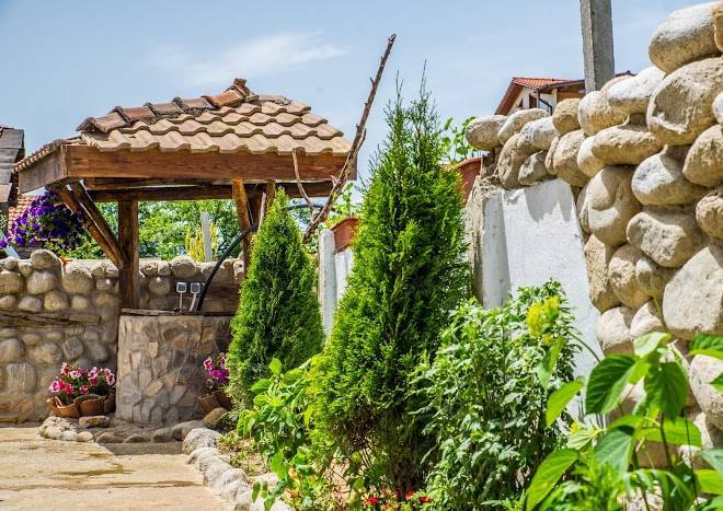 Hotel Roadside Paradise Image