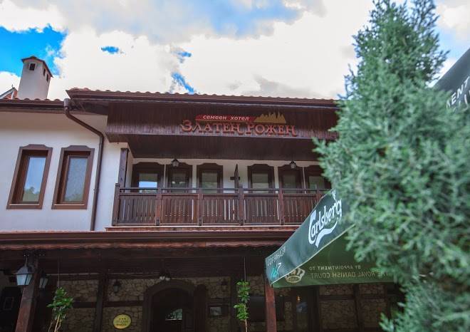 Hotel golden rozhen