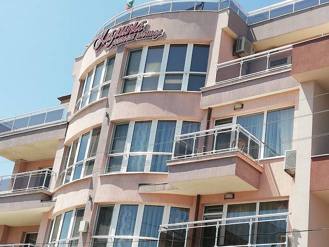 Kalina Family Hotel Image