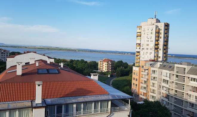 Vacationbs sea and lake panorama