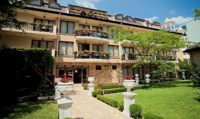 Gold pearl hotel