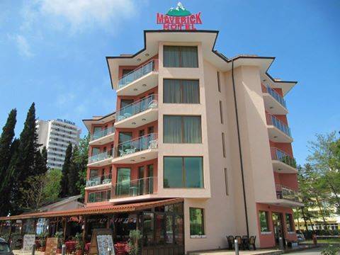 Hotel maverik