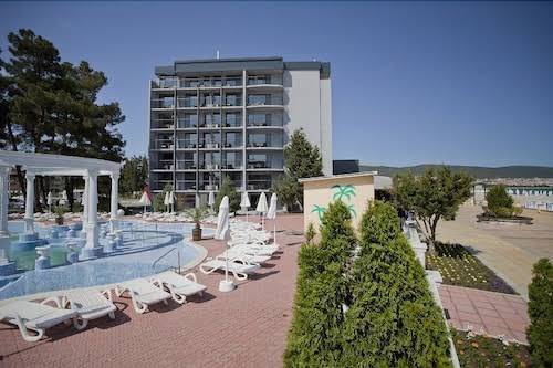 Platinum hotel