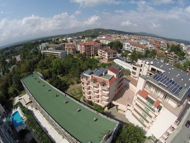 Semeen hotel detelini