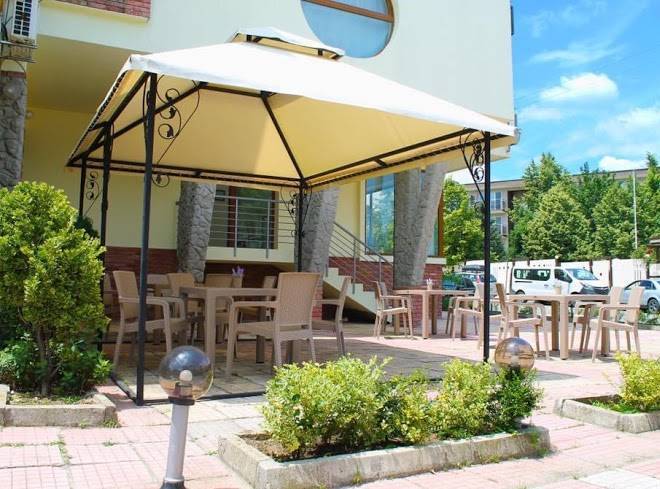 M2 hotel
