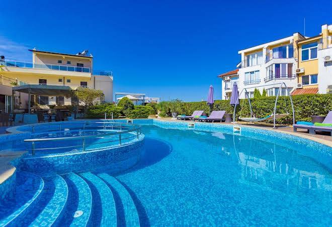 Selena beach hotel