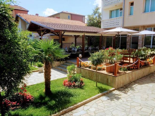 Saint george family hotel