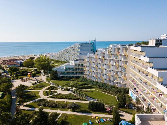 Hotel laguna mare