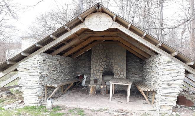 Hotel geographic center