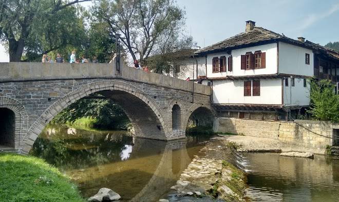 Kompleks Trevnenski Kat Image