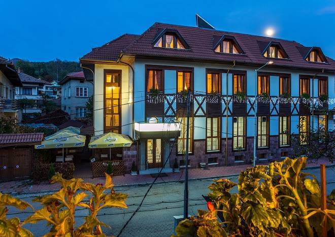 Family hotel teteven