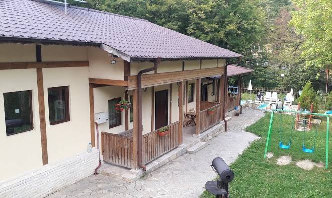 Kashta za gosti kumovete