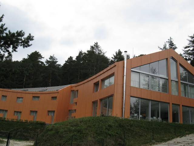 Hotel the body