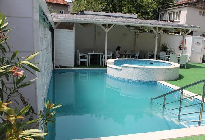 Saint george family hotel