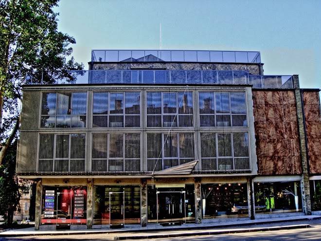 City hotel