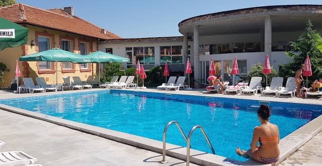 Hotel avalon