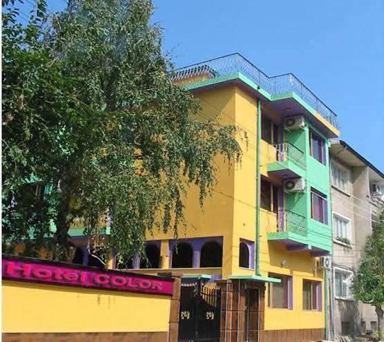 Hotel color