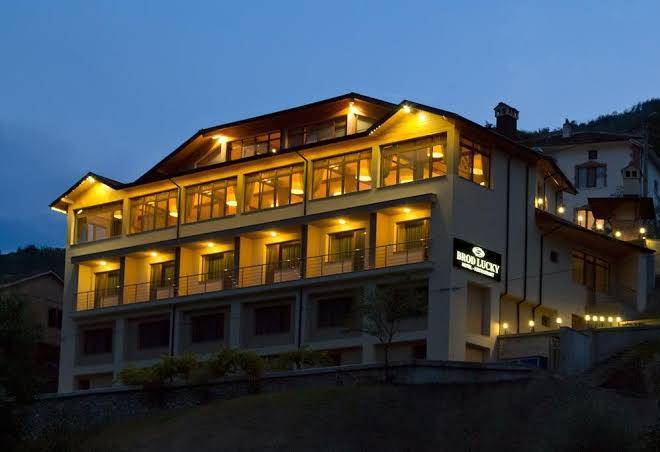 Hotel brod lucky