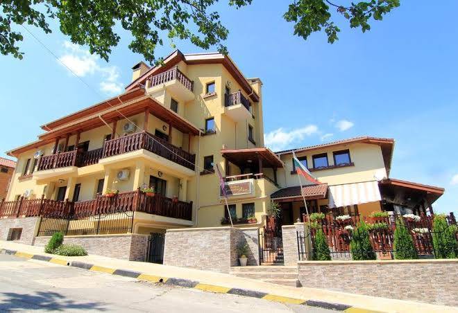 Rusenski lom hotel