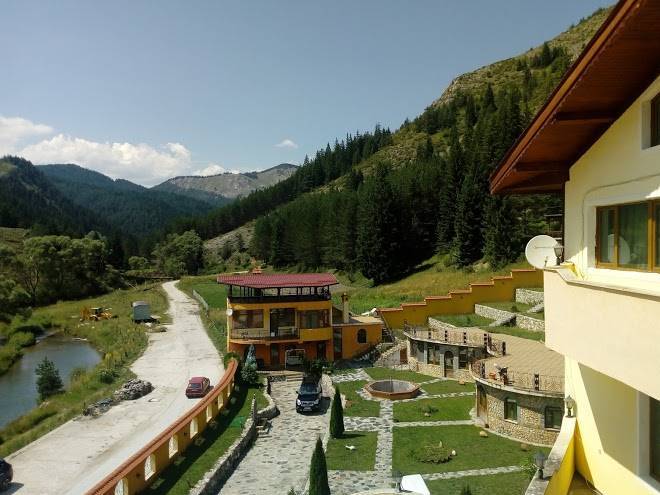 Gnezdoto Na Orlite Image