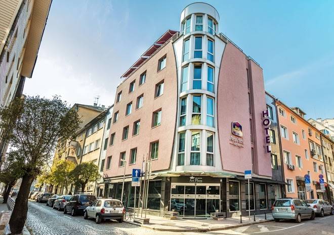 Best western art plaza hotel