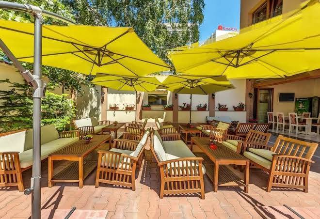 Hotel aris
