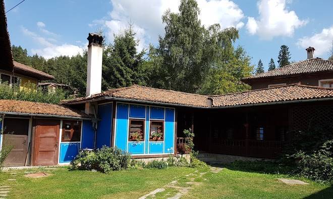 Semeen hotel daliya