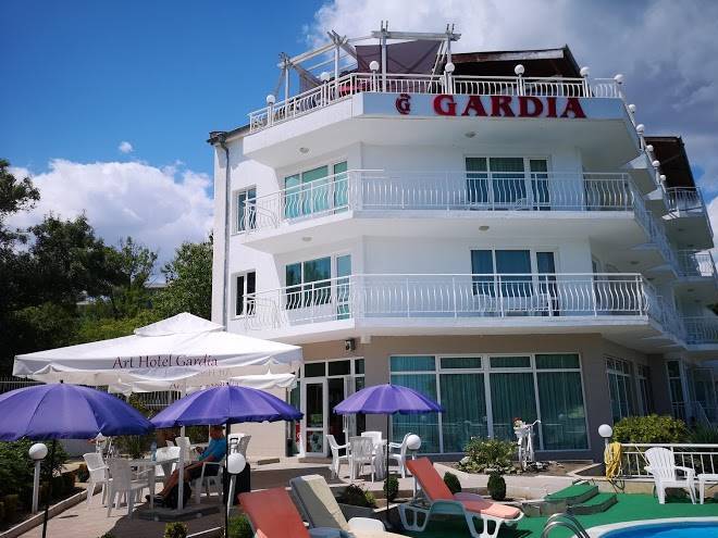 Hotel gardia