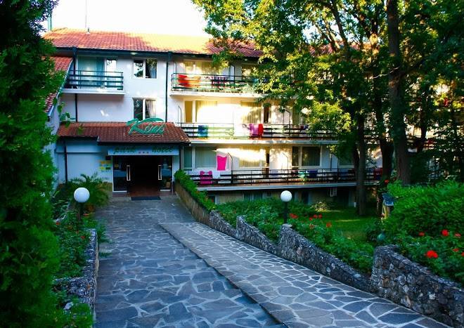 Kini park hotel