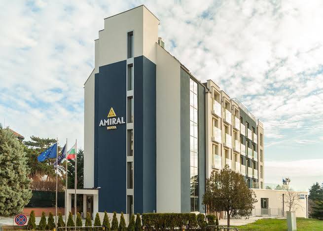 Amiral Hotel Image