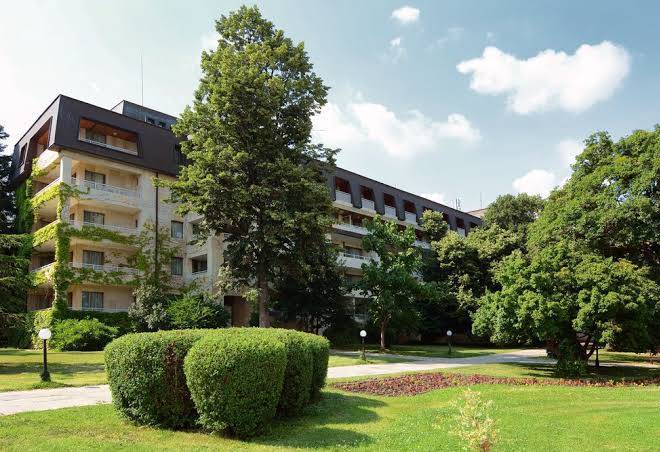 Lotos hotel
