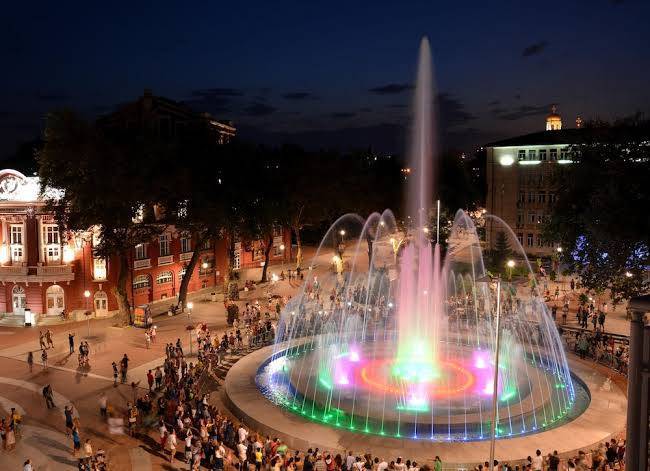 Casino & hotel efbet