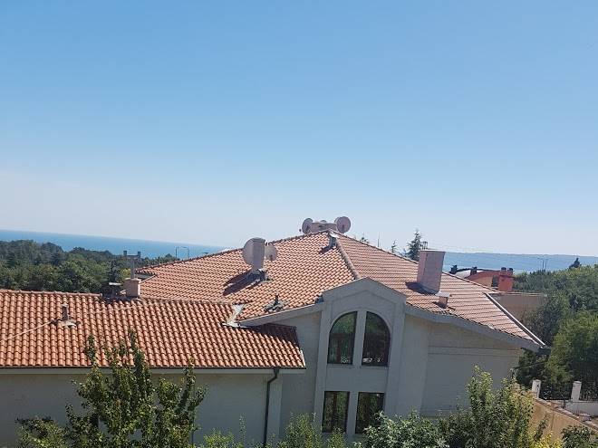 Family hotel california varna