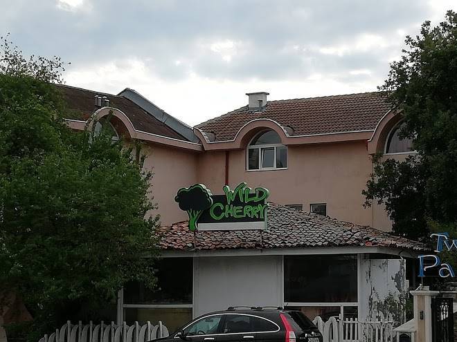 Hotel Divata Cheresha Image