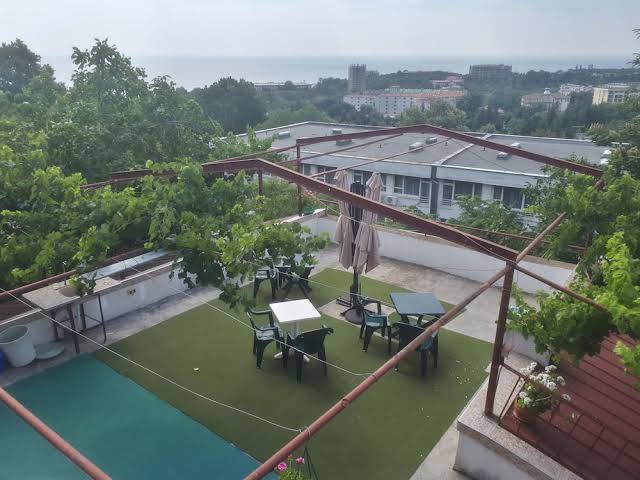 Family hotel tide