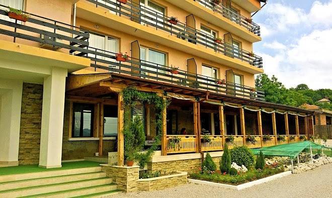 Family hotel lipite