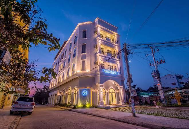 Sky palace boutique hotel